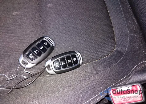 2024 Hyundai Venue Sel z USA, uszkodzony, nr VIN KMHRC8A32RU309475